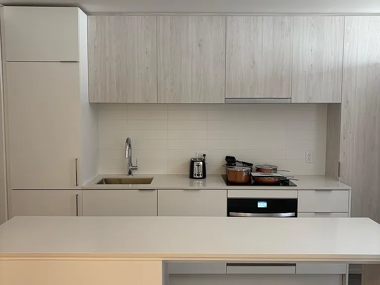 89 Church St #1704 — Photo 6