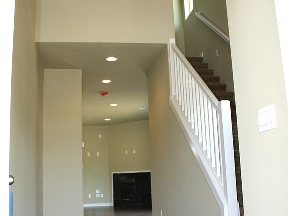 3rd image of 20511 83rd St E