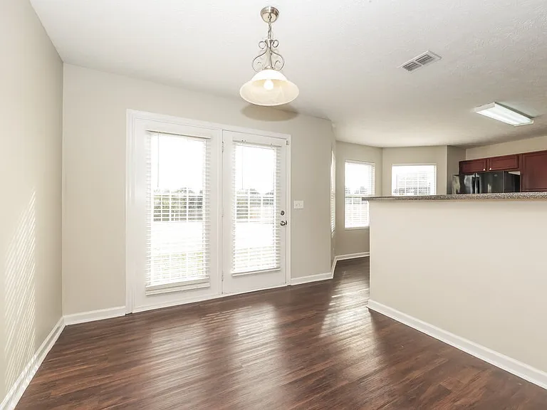 2722 Apostle Ln — Photo 6