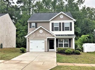 6554 Paw Village Rd, Charlotte, NC 28214