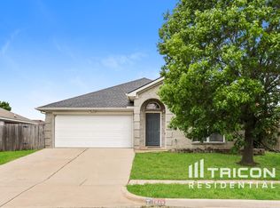 1617 Brookleaf Dr, Arlington, TX 76018