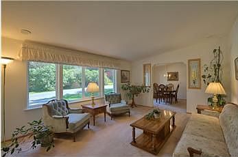 2nd image of 1833 Island Dr NW