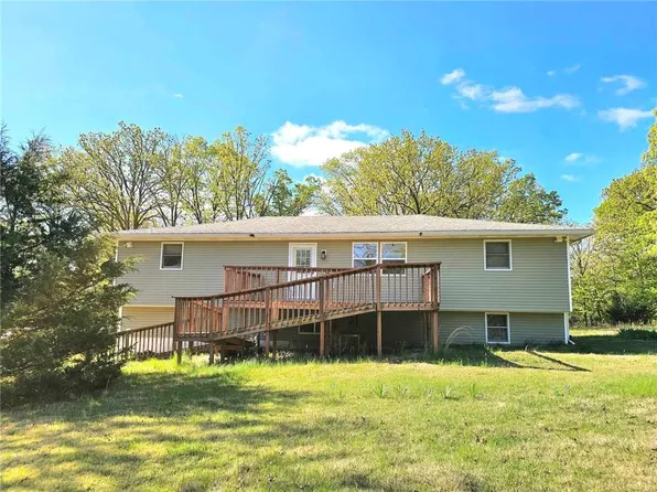 1304 Neongwah Bend Rd, Camdenton, MO 65020