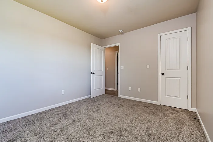 424 Concord Ter — Photo 14