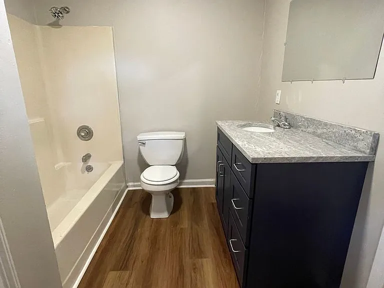 1632 Old West Broad St — Photo 22