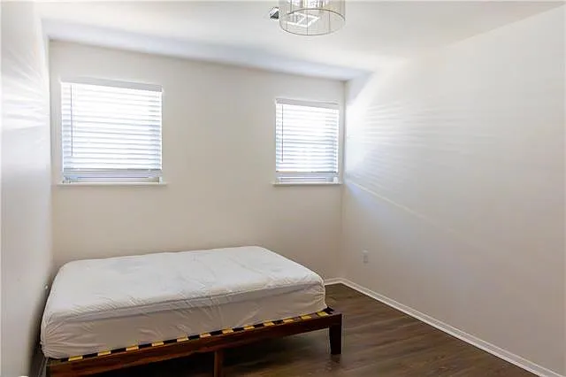 1712 Abadie Ave — Photo 11