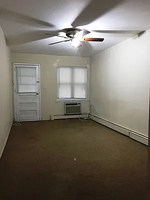 Rented by Prime Realty | media 16