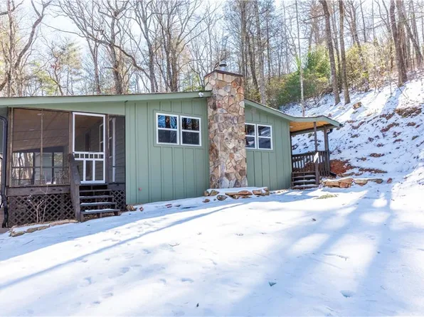 387 Hester Gap Rd, Cleveland, GA 30528