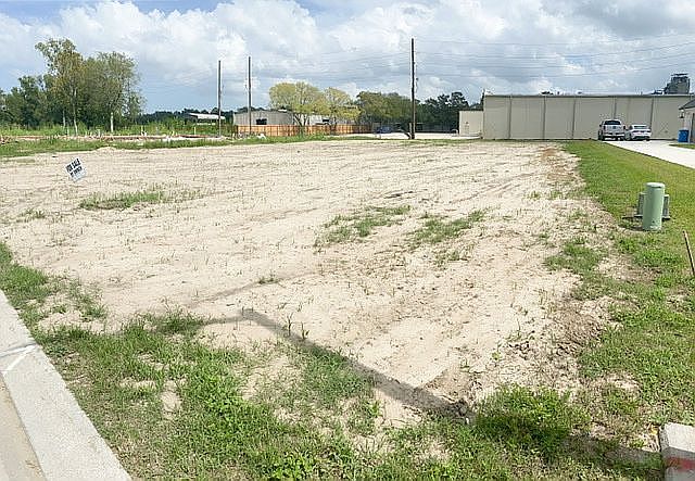 1st image of LOT 11