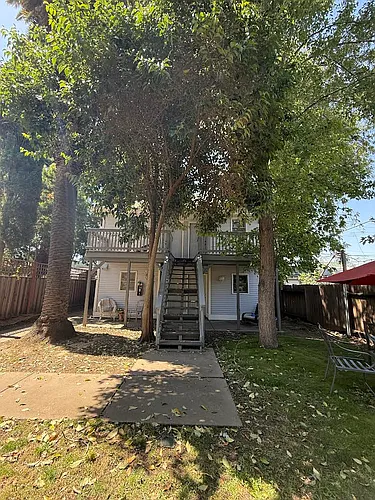 2714 Q St #2 Photo 1