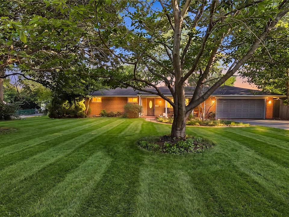 1st image of 4210 White Oak Dr