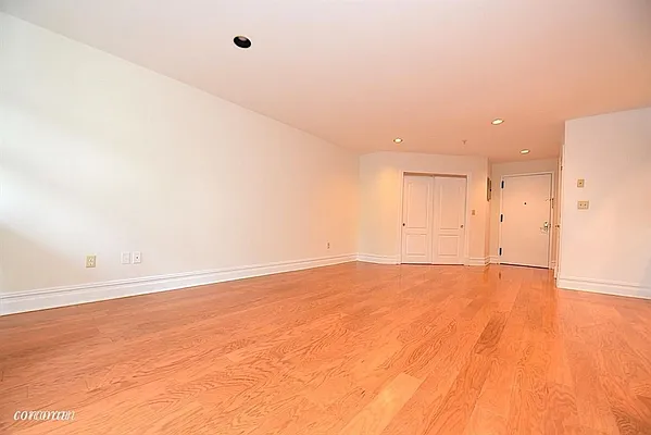 Rented by Corcoran | media 23