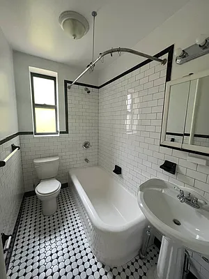 Rented by Bruma Realty LLC | media 2