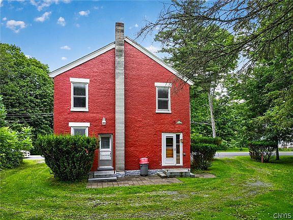 5th image of 5579 Valley Rd