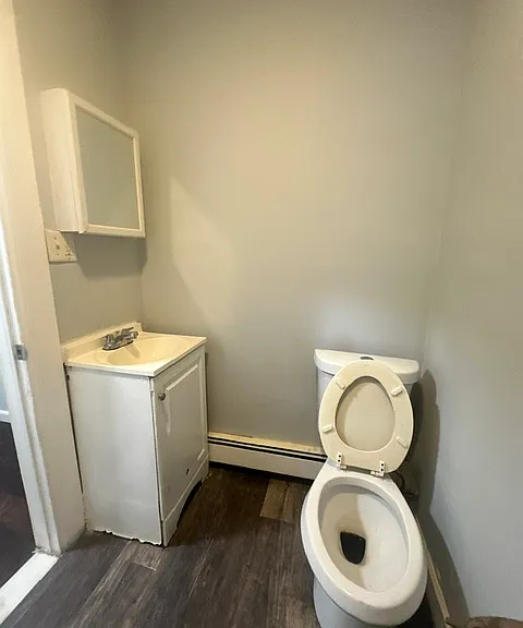 314-316 Capen St #2 — Photo 14