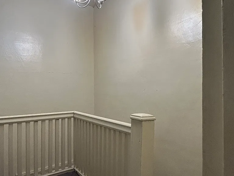 110 Hawthorne Ave #2 — Photo 11