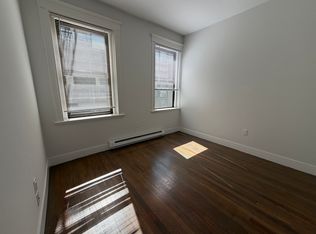 81 Park Dr APT 1, Boston, MA 02215