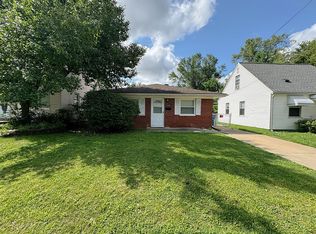 25469 Powers Ave, Dearborn Heights, MI 48125