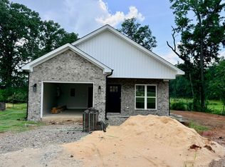 211 Plantation Pl, Florence, AL 35633