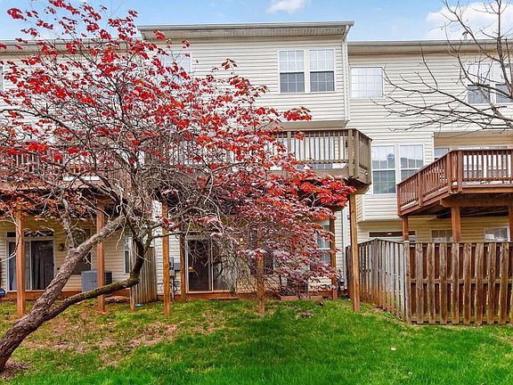 3rd image of 2612 Logan Wood Dr