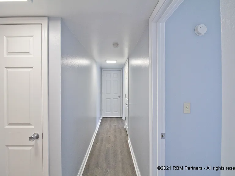 400 W Union St — Photo 13