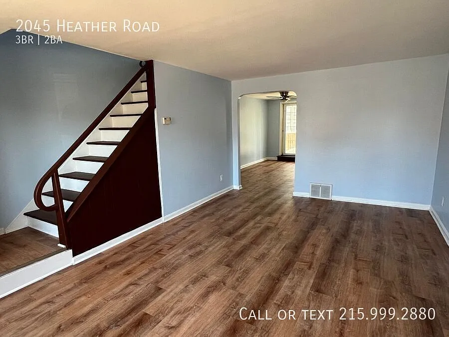 Welcome to 2045 Heather Road! — Photo 2