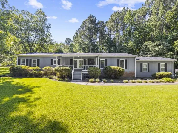 3060 Pebblebrook Dr, Loganville, GA 30052