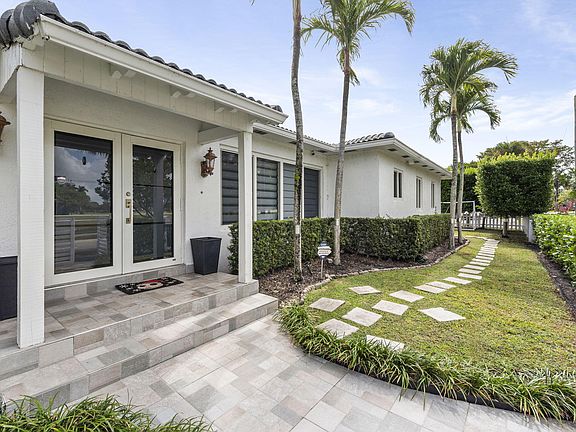 3rd image of 409 N 14th Avenue