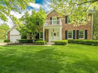 16223 Forest Meadows Dr, Chesterfield, MO