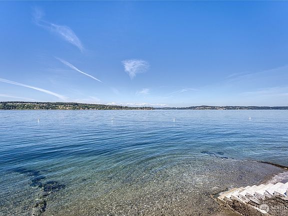3rd image of 4430 Sunset Beach Road W