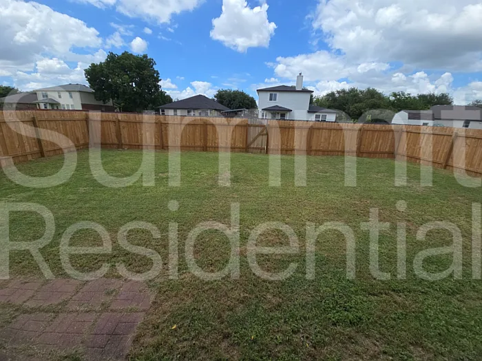 3350 Pioneer Crossing Dr — Photo 24