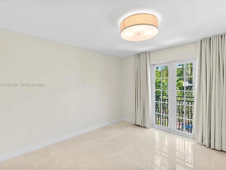 730 3rd St #101 — Photo 15