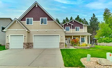 4 bed, 2.5 bath, 2980 sqft, $3,295 — Photo 1