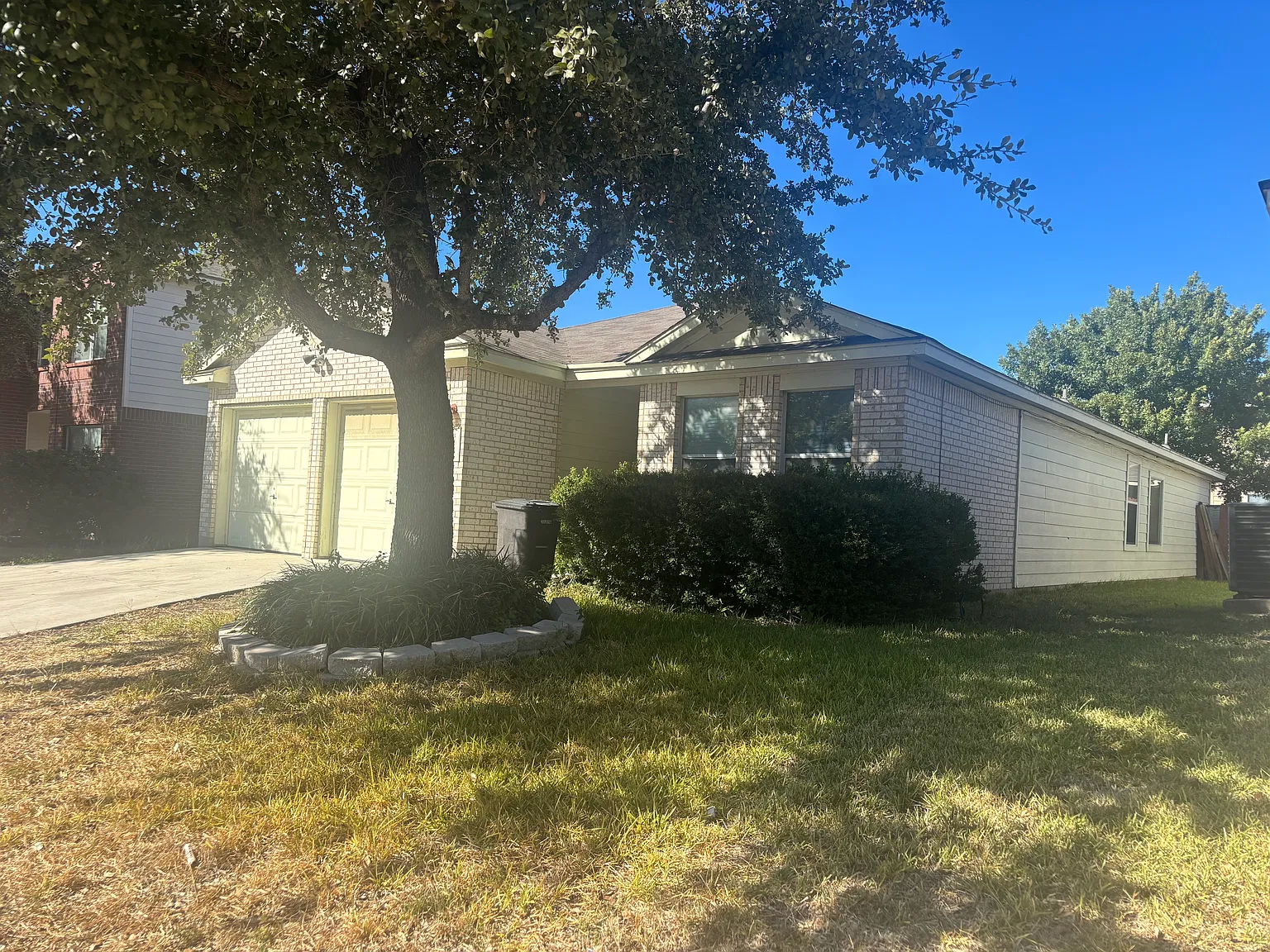 3 bed, 1761 sqft, $1,800 — Photo 2