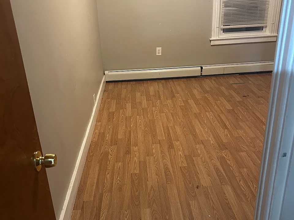 51 Cato St #3