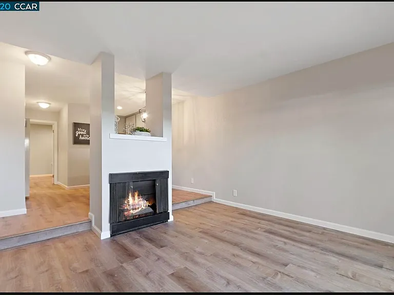 2562 Walnut Blvd #73 — Photo 5