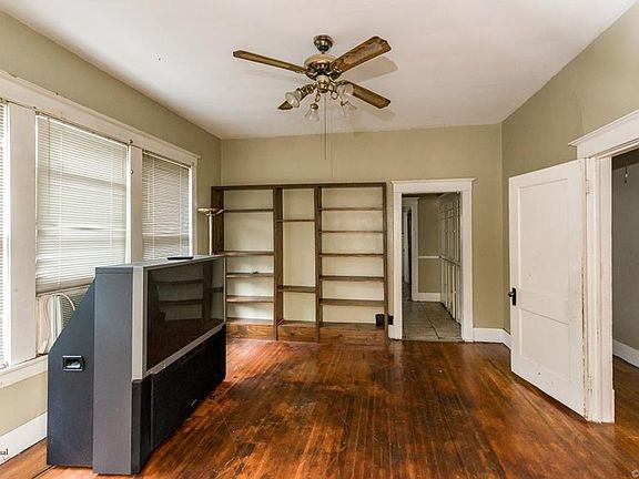 5th image of 516 Dalzell St