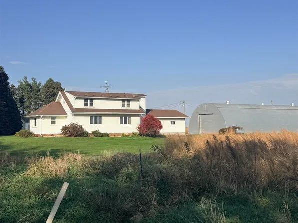 2064 Thompson Ave, Rowan, IA 50470