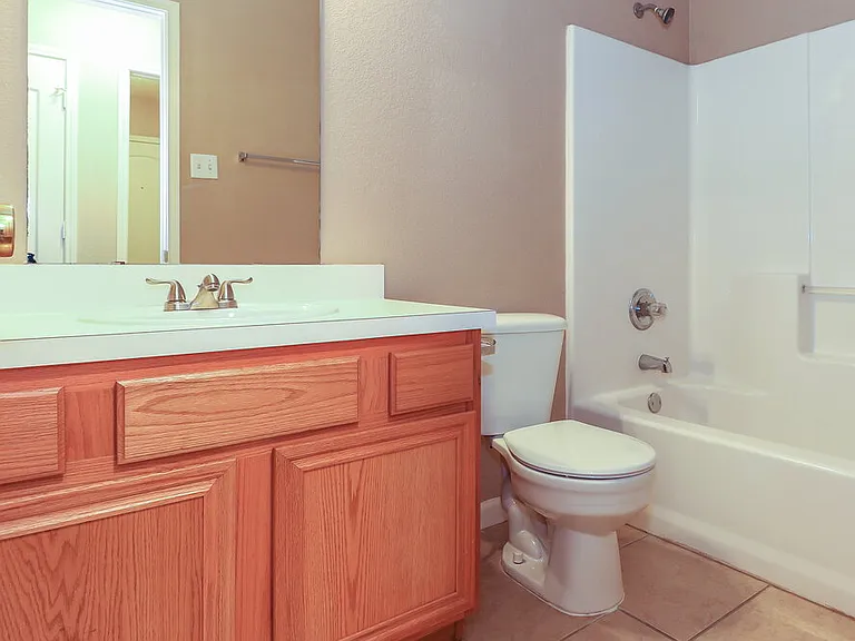 320 Montana Dr — Photo 12