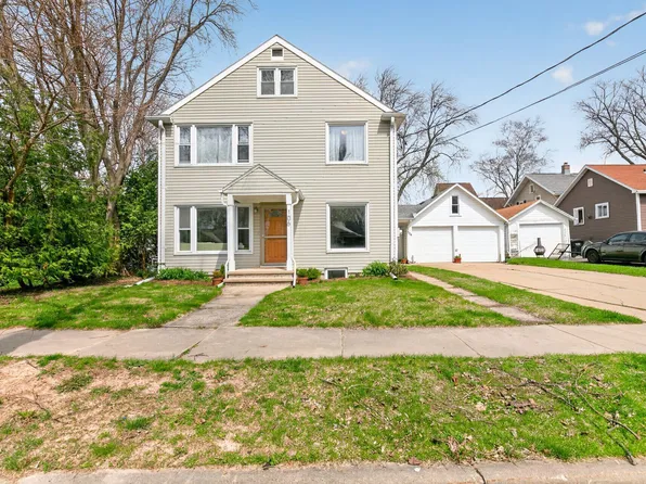 106 W Parkway Blvd, Appleton, WI 54911