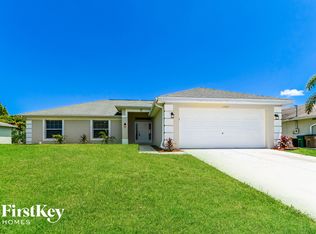 1307 SW 34th St, Cape Coral, FL 33914