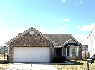 574 Springtree Ln, Avon, IN 46123