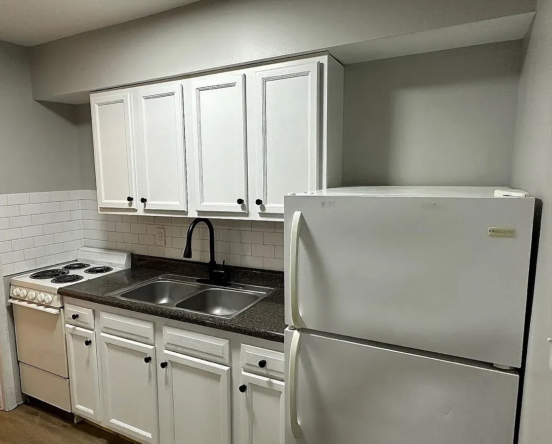 1 bed, 600 sqft, $1,100 — Photo 3