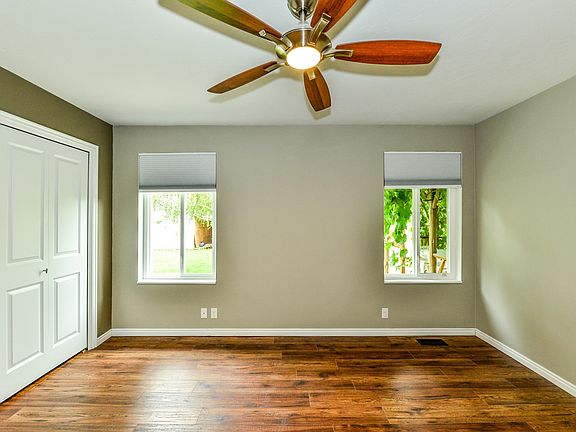 2nd image of 10333 S Temple View Dr