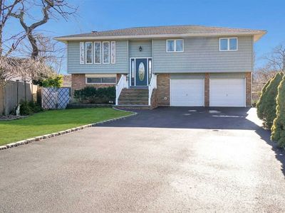 3894 Barbara Ct, Seaford, NY, 11783