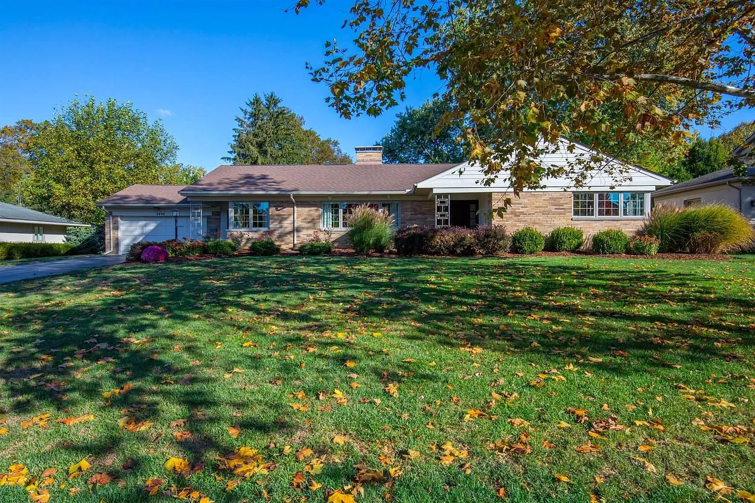 2494 Canterbury Rd photo 1