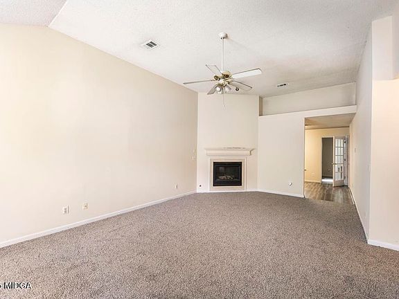 4th image of 83 Hamilton Woods Dr