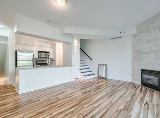 38 Stadium Rd #627, Toronto, ON M5V3P4