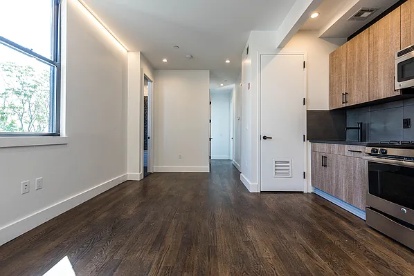 Rented by Nooklyn NYC LLC | media 28