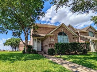 1010 Garden Walk Dr, La Porte, TX 77571